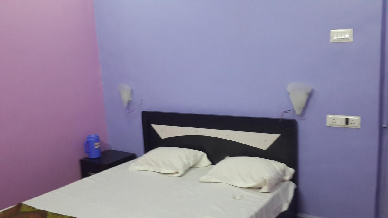 Asia Lodge Near Railway Station 아우랑가바드 외부 사진