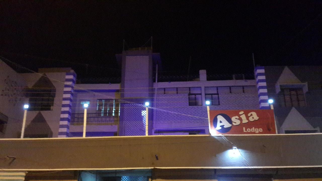 Asia Lodge Near Railway Station 아우랑가바드 외부 사진