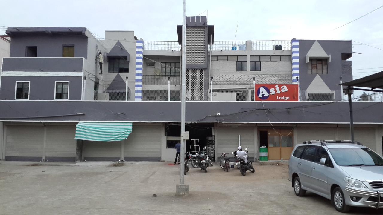 Asia Lodge Near Railway Station 아우랑가바드 외부 사진