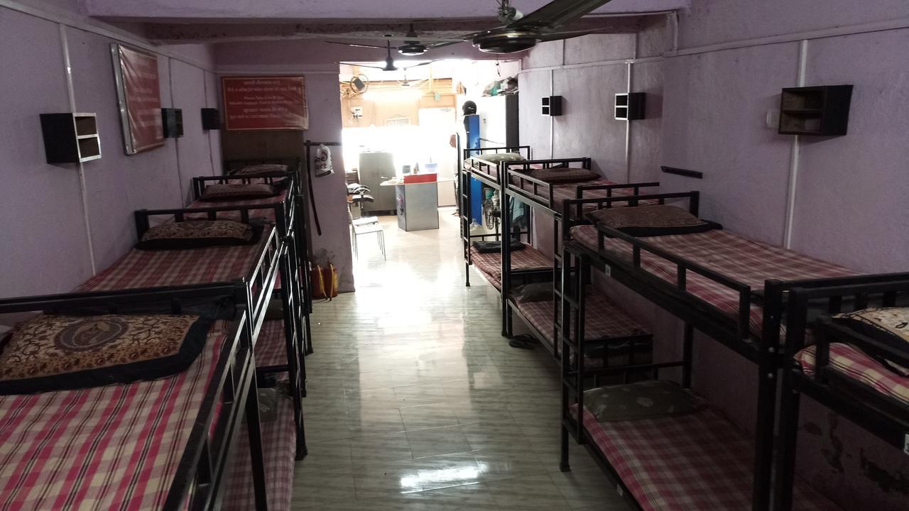 Asia Lodge Near Railway Station 아우랑가바드 외부 사진